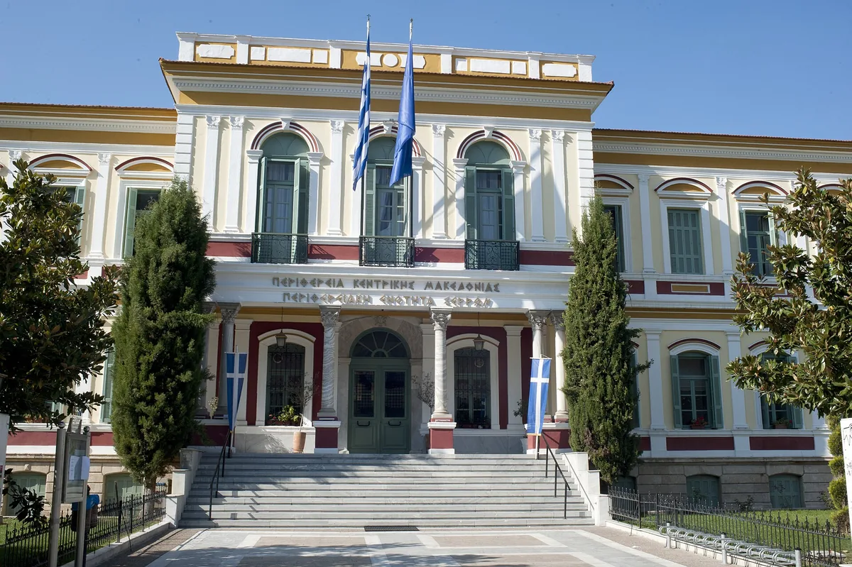 διαμονή στις Σέρρες — το κέντρο της πόλης, όπου συγκεντρώνονται τα περισσότερα καταλύματα